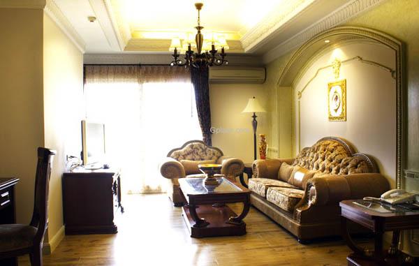 ห้อง Suite โรงแรม โฟร์ซีซั่นส์ เพลส